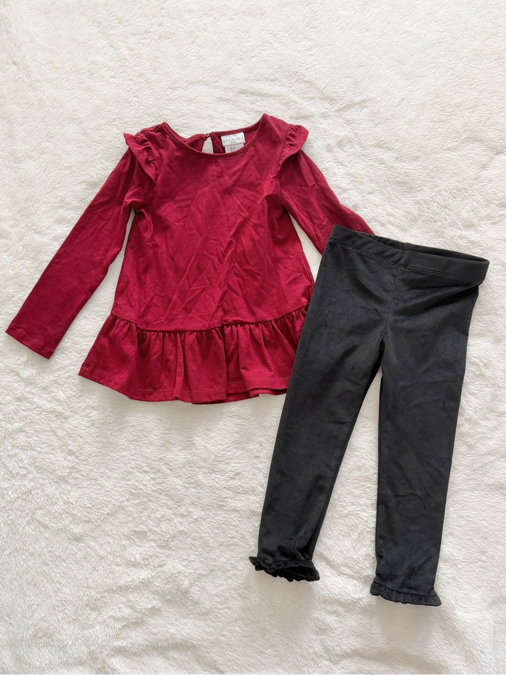 Max Studio Kids Long Sleeve Top and Velour Ruffle Pants Set Red Black Size 2T